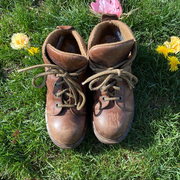 Vintage 90's Dr. Martens Brown Lace-up Chunky Ankle Boots - Picture 2 of 6